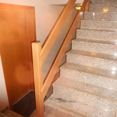 2 Bedrooms With Enclosed Garden And Wifi At 公寓 奥伯尔